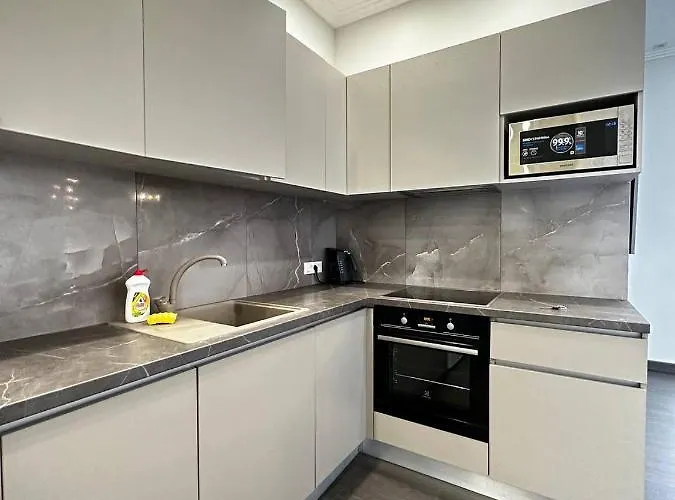 Sea Symphony 3-bedrooms Lux Apartment