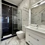 Sea Symphony 3-bedrooms Lux Daire Odessa